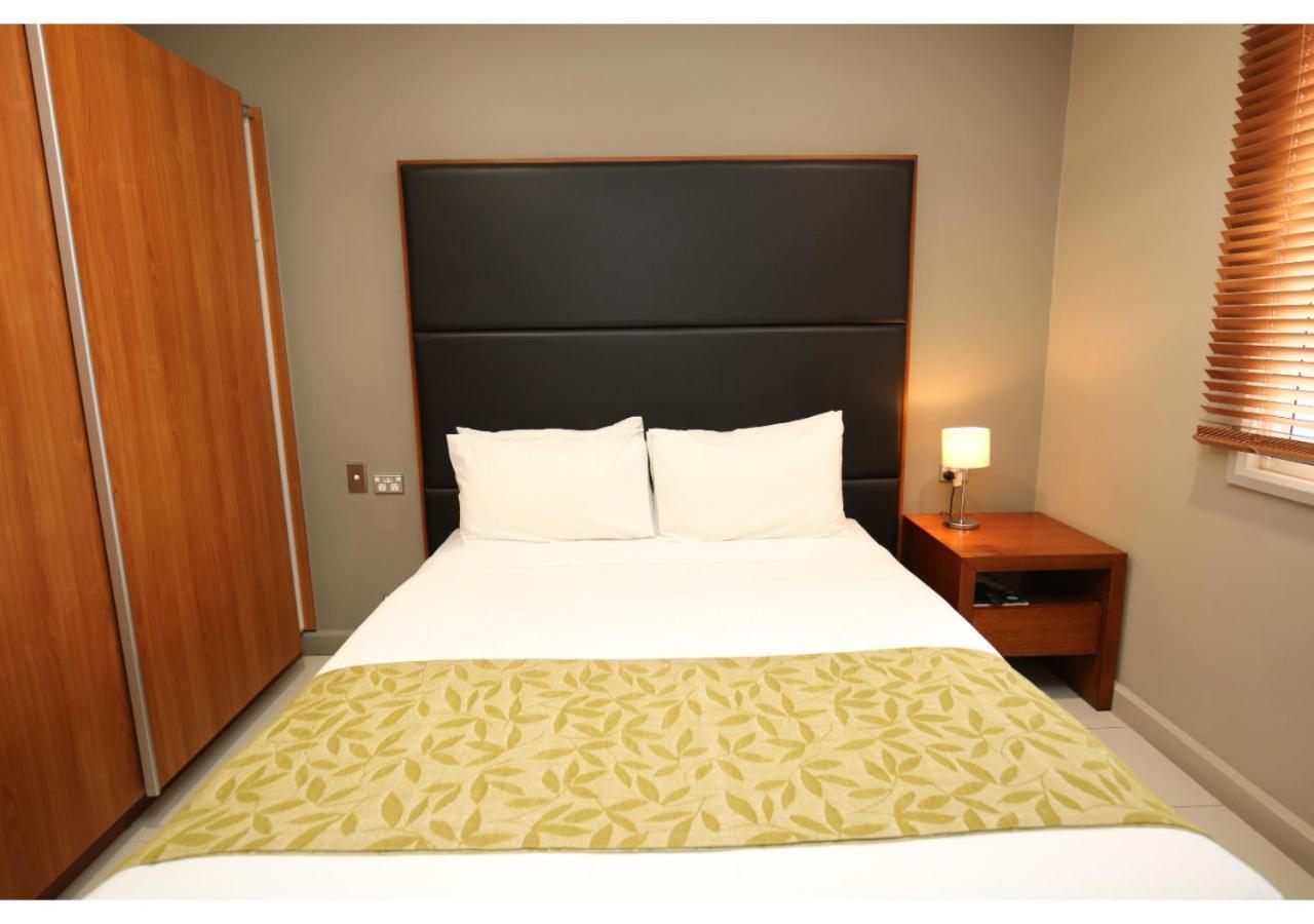 Ela Beach Hotel Port Moresby Habitación foto